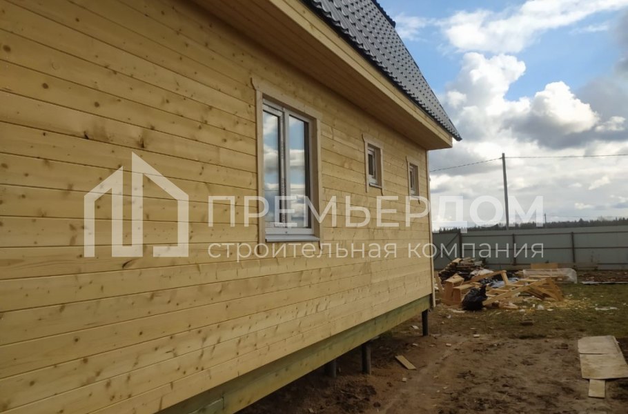 Фото со стройплощадок - Каркасный дом 7х9 м.