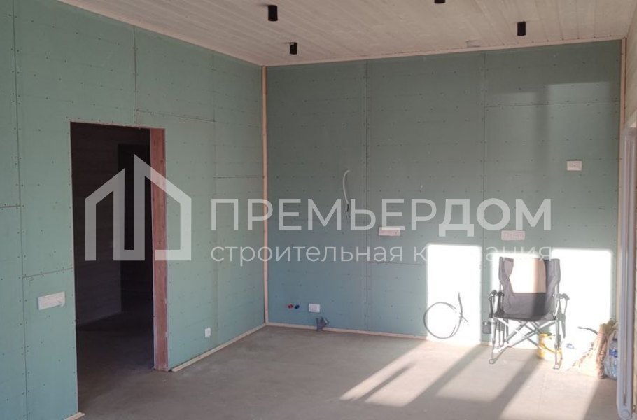 Фото со стройплощадок - Каркасный дом 11,7х11,5 м.