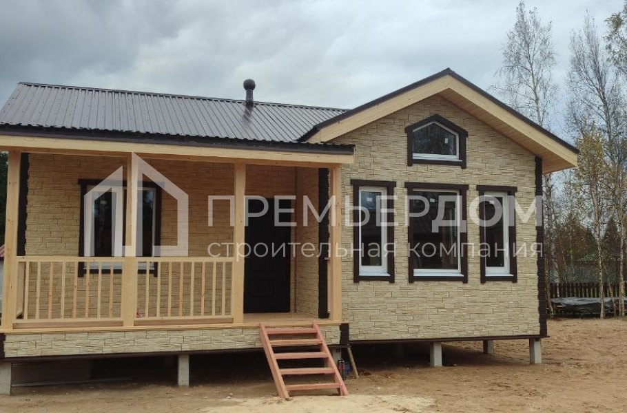 Фото со стройплощадок - Каркасный дом 8,5х9 м.