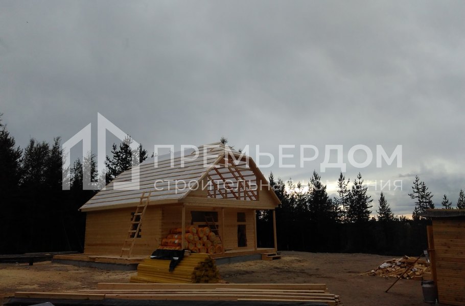 Фото со стройплощадок - Дом из бруса 7×8.5 м.