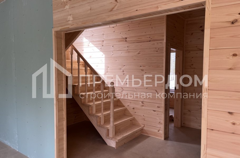 Фото со стройплощадок - Каркасный дом 9,5х10,5 м.