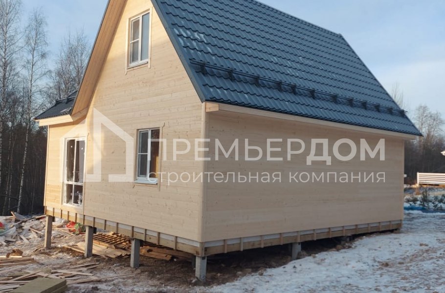 Фото со стройплощадок - Каркасный дом 8х8 м.