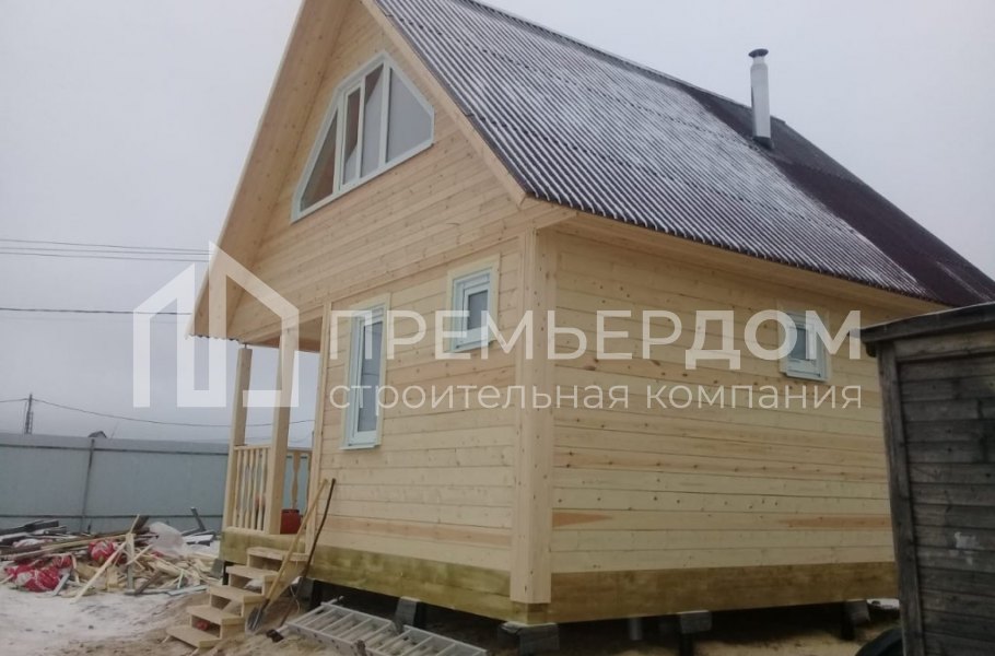 Фото со стройплощадок - Баня из бруса 6х6 м.