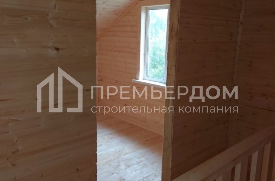 Фото со стройплощадок - Каркасный дом 8х8.5 м.