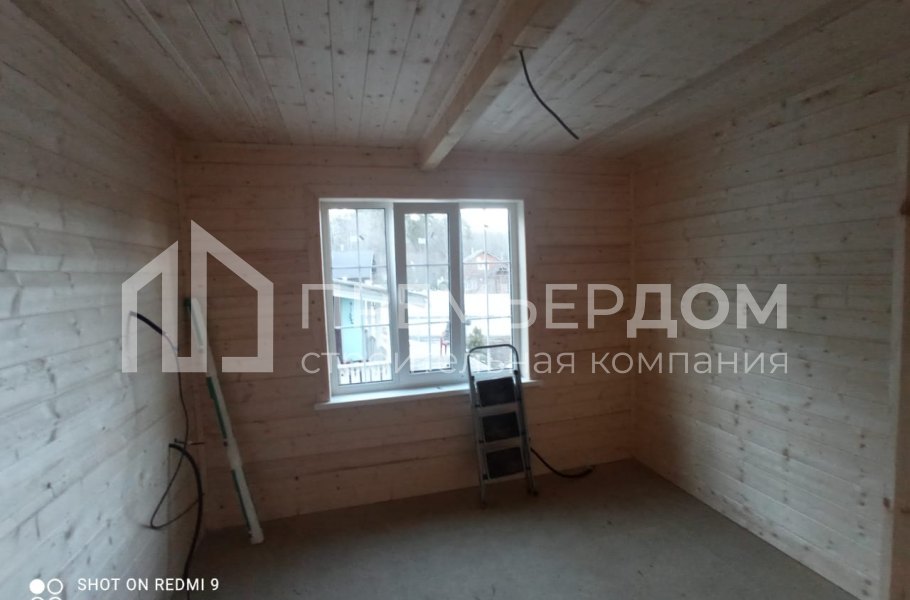 Фото со стройплощадок - Каркасный дом 8х9 м.