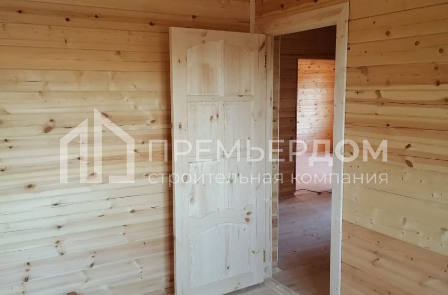 Фото со стройплощадок - Дом из бруса 9х9 м.