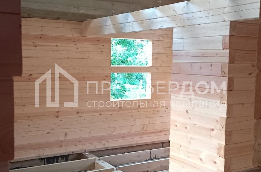 Фото со стройплощадок - Дом из бруса 8х9 м.