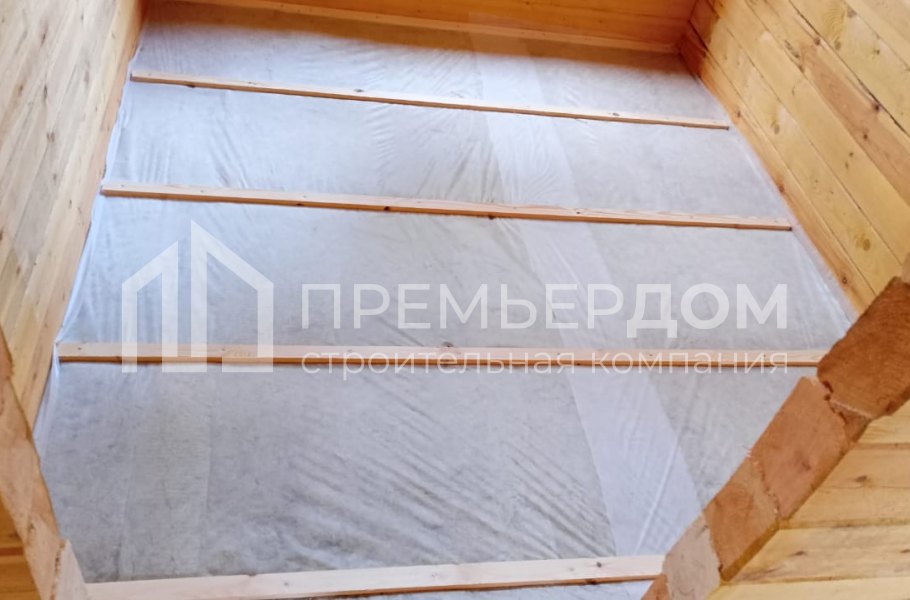 Фото со стройплощадок - Отделка дома 7,5х8 м.