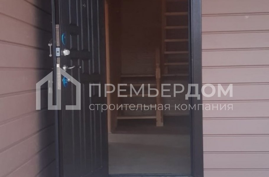 Фото со стройплощадок - Каркасный дом 8х9 м.