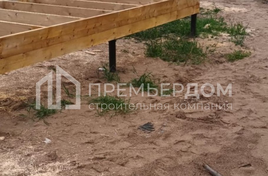 Фото со стройплощадок - Каркасный дом 9х10 м.