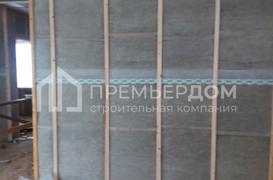 Фото со стройплощадок - Каркасный дом 9х13 м.