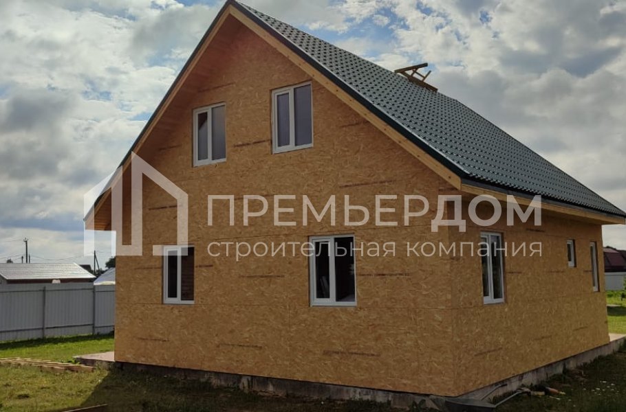 Фото со стройплощадок - Каркасный дом 8х8.5 м.