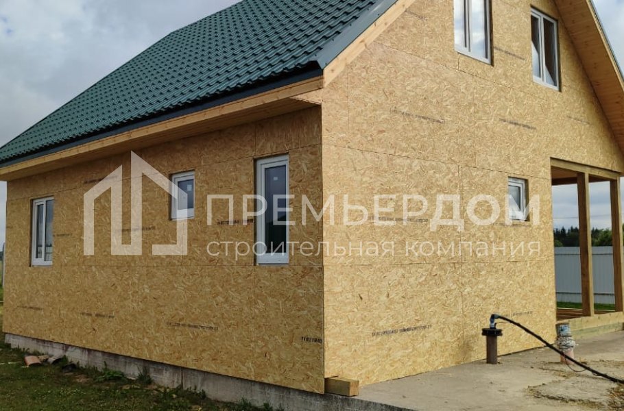 Фото со стройплощадок - Каркасный дом 8х8.5 м.