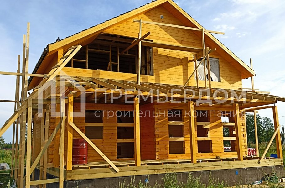 Фото со стройплощадок - Дом из бруса 9х11 м.