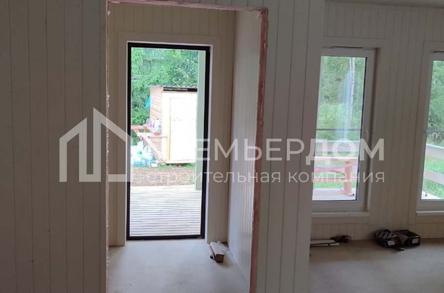 Фото со стройплощадок - Каркасный дом 9х10 м.