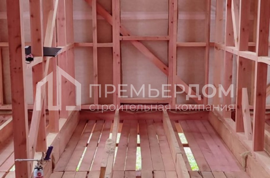 Фото со стройплощадок - Каркасный дом 8х8 м 