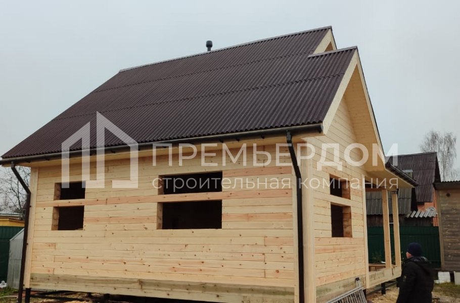 Фото со стройплощадок - Дом из бруса 7,5х8 м.