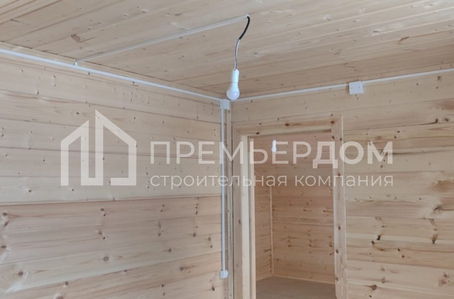 Фото со стройплощадок - Каркасный дом 9х11.5 м.