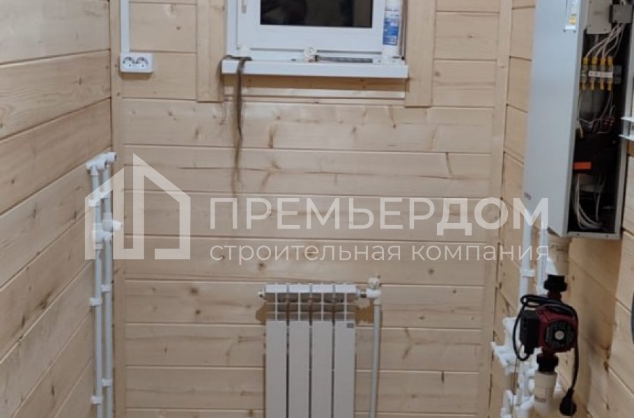 Фото со стройплощадок - Каркасный дом 9х11.5 м.