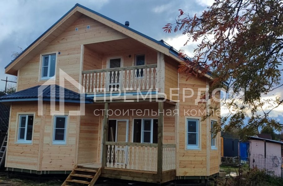 Фото со стройплощадок - Каркасный дом 9х11.5 м.