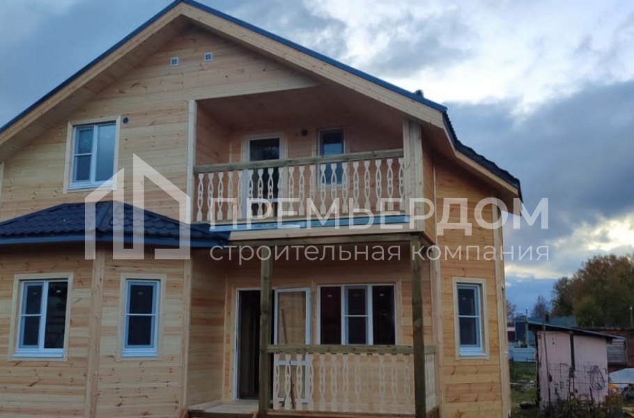 Фото со стройплощадок - Каркасный дом 9х11.5 м.