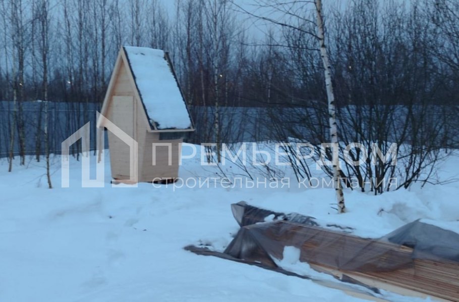 Фото со стройплощадок - Каркасный дом 8х9 м.