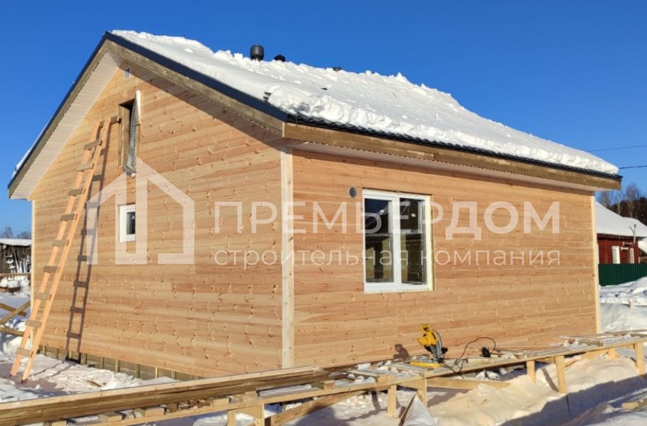 Фото со стройплощадок - Каркасный дом 8х9 м. 