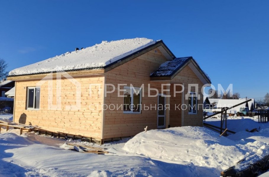 Фото со стройплощадок - Каркасный дом 8х9 м. 